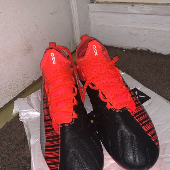 Puma Football⚽️ cleats - Picture 3 of 5